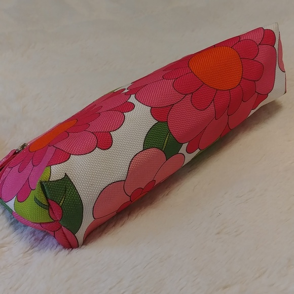 Clinique Floral Cosmetic Bag - Picture 4 of 8